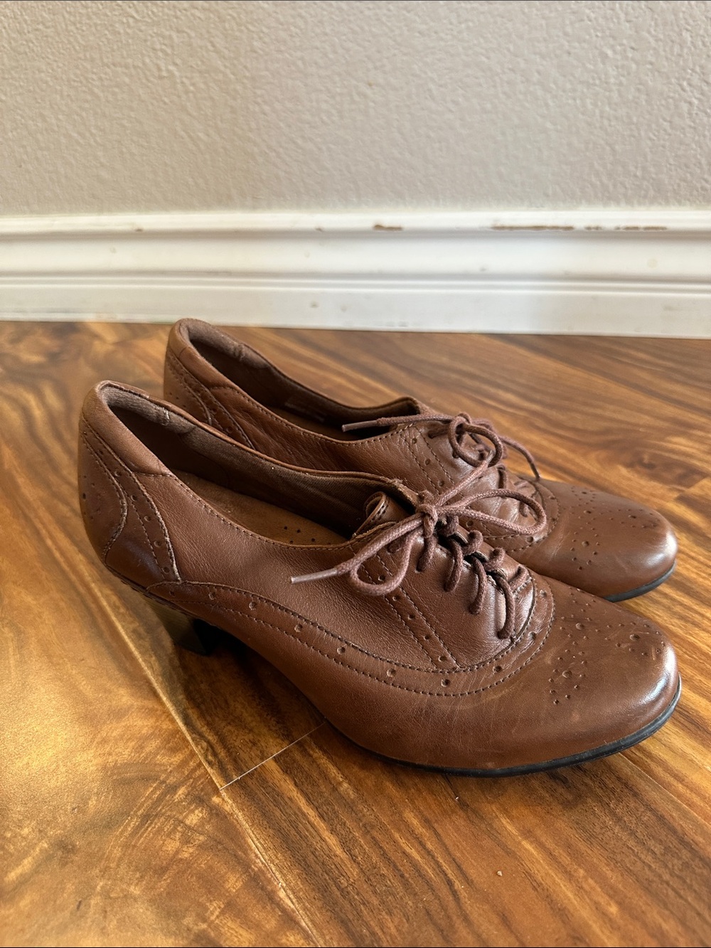 Cobb Hill Rockport Brown Leather Heels Wedges Lace Up Vintage 8